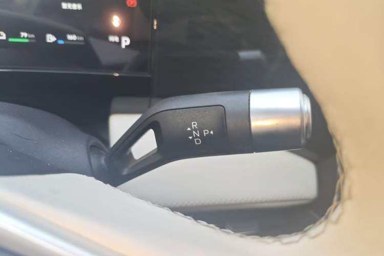 Used Geely Galaxy L7 2023 1.5T 115 km MAX Gear Lever