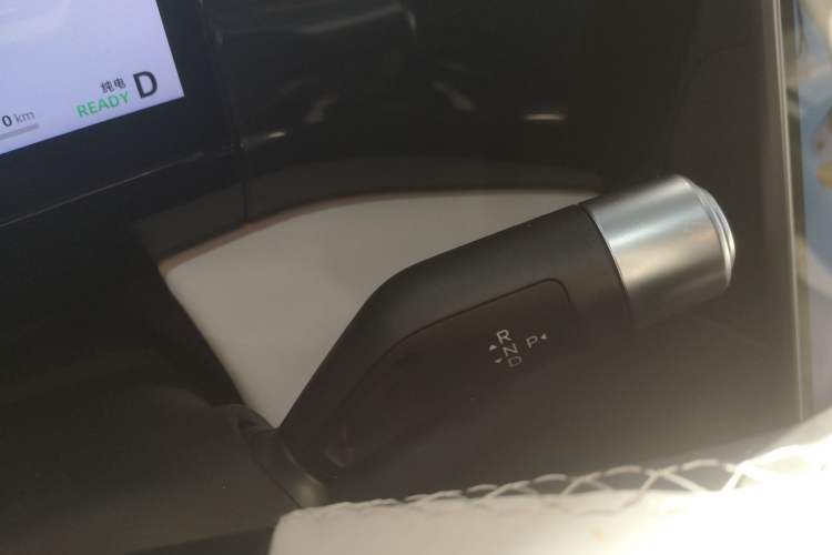 Used Geely Galaxy L7 2023 1.5T 115 km MAX Gear Lever