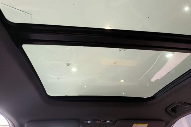 Used Geely Galaxy L7 2023 1.5T 115 km Starship Headliner