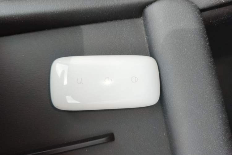 Used Geely Galaxy L7 2023 1.5T 115 km Starship Interior 1