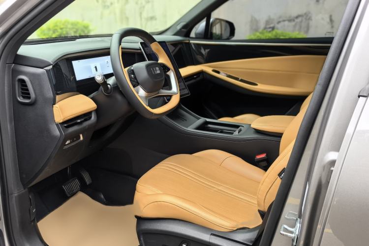 Used Geely Galaxy L7 2023 1.5T 115 km MAX Interior 2
