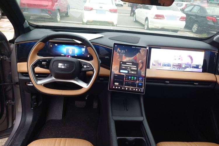 Used Geely Galaxy L7 2023 1.5T 115 km Starship Interior 3