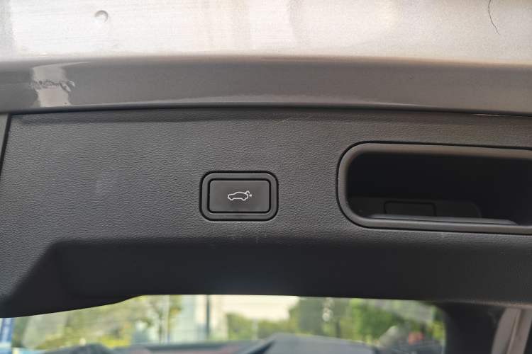 Used Geely Galaxy L7 2023 1.5T 115 km MAX Interior 9