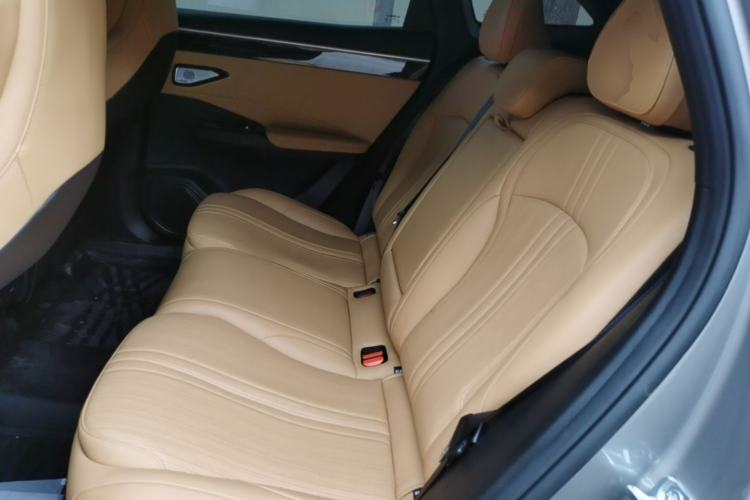 Used Geely Galaxy L7 2023 1.5T 115 km Starship Left Rear Seat