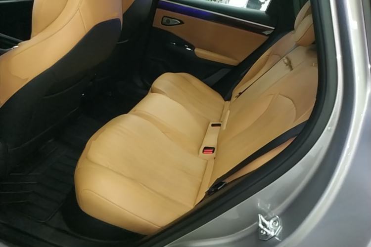 Used Geely Galaxy L7 2023 1.5T 115 km Starship Left Rear Seat