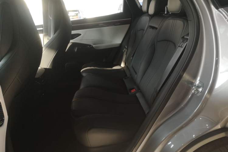 Used Geely Galaxy L7 2023 1.5T 115 km MAX Left Rear Seat
