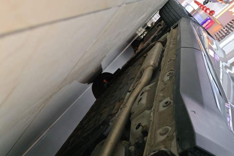 Used Geely Galaxy L7 2023 1.5T 115 km Starship Left Side Sill