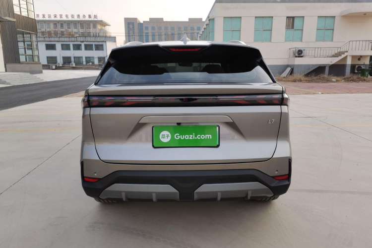 Used Geely Galaxy L7 2023 1.5T 115 km Starship Rear