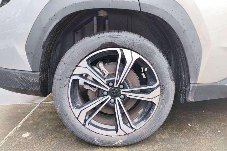 Used Geely Galaxy L7 2023 1.5T 115 km Starship Right Rear Wheel Hub
