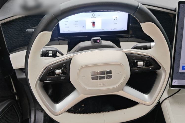 Used Geely Galaxy L7 2023 1.5T 115 km Starship Steering Wheel