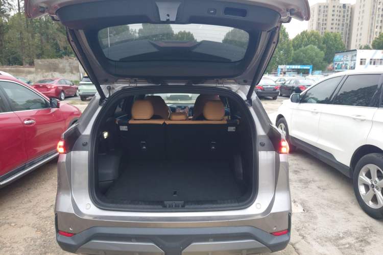Used Geely Galaxy L7 2023 1.5T 115 km Starship Trunk