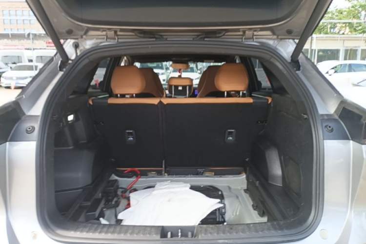 Used Geely Galaxy L7 2023 1.5T 115 km Starship Trunk
