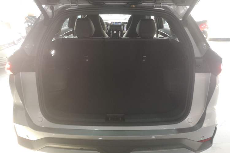 Used Geely Galaxy L7 2023 1.5T 115 km MAX Trunk