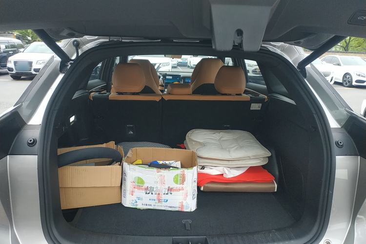 Used Geely Galaxy L7 2023 1.5T 115 km Starship Trunk