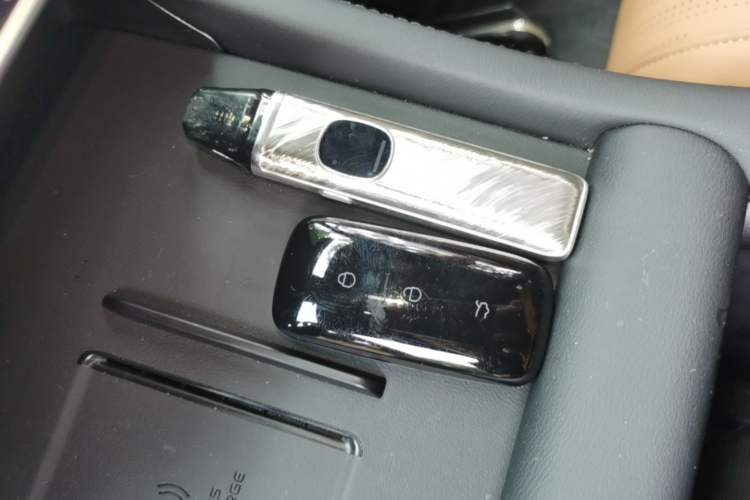 Used Geely Galaxy L7 2023 1.5T 115 km Starship Vehicle Key