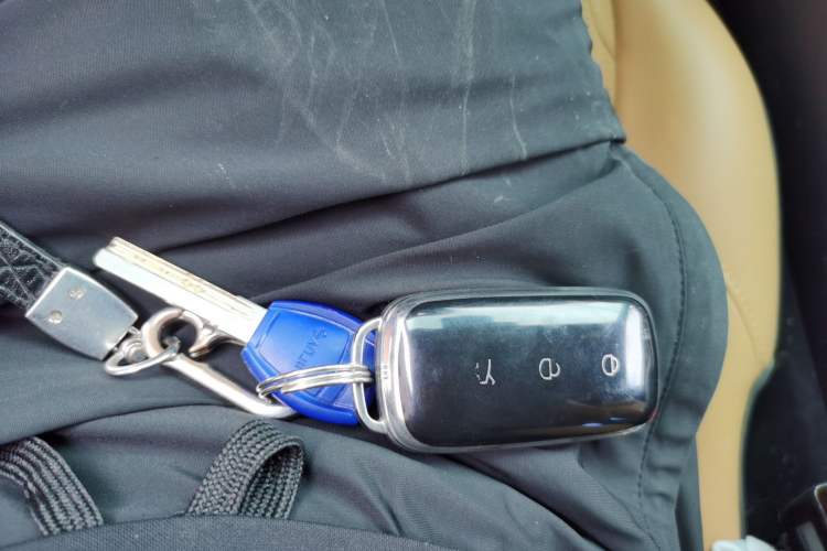 Used Geely Galaxy L7 2023 1.5T 115 km MAX Vehicle Key