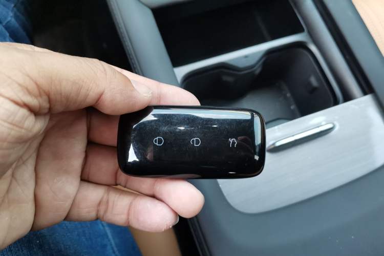 Used Geely Galaxy L7 2023 1.5T 115 km Starship Vehicle Key