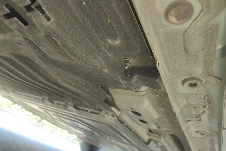 Used Geely Galaxy L7 2023 1.5T 115 km Starship Chassis Rear Right