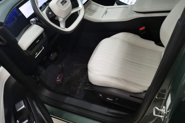 Used Geely Galaxy L7 2023 1.5T 115 km Starship Left Front Seat