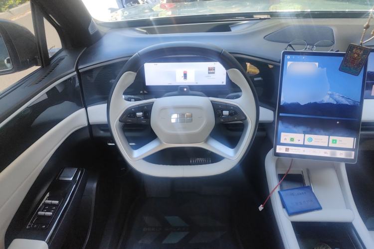 Used Geely Galaxy L7 2023 1.5T 115 km Starship Steering Wheel