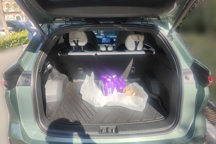Used Geely Galaxy L7 2023 1.5T 115 km Starship Trunk