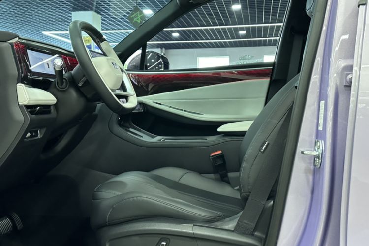 Used Geely Galaxy L7 2023 1.5T 115 km MAX Interior 2
