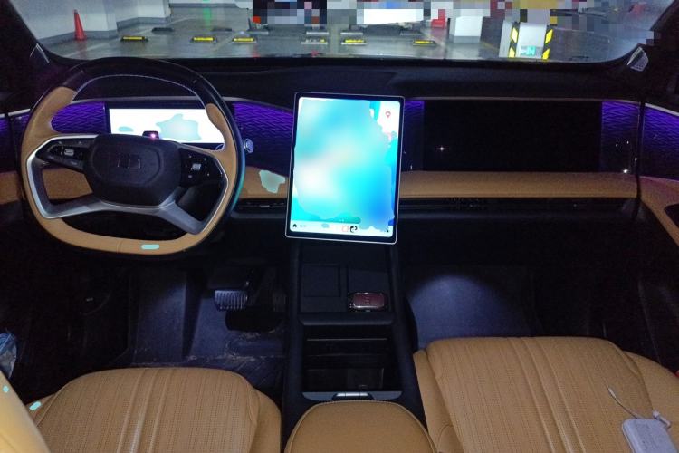 Used Geely Galaxy L7 2023 1.5T 115 km Starship Center Console