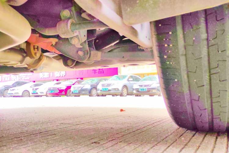 Used Geely Galaxy L7 2023 1.5T 115 km MAX Chassis Front Left