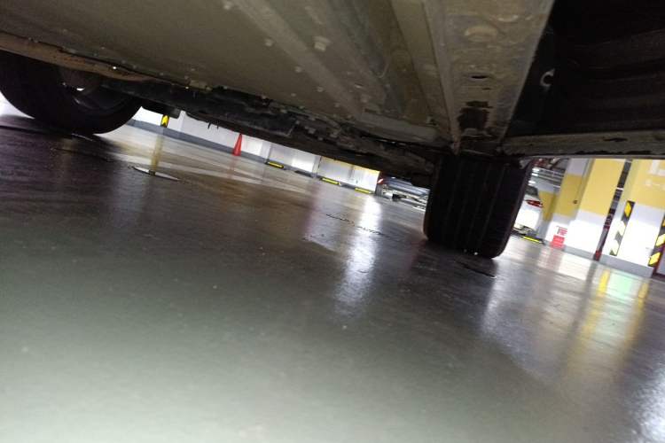 Used Geely Galaxy L7 2023 1.5T 115 km Starship Chassis Front Right