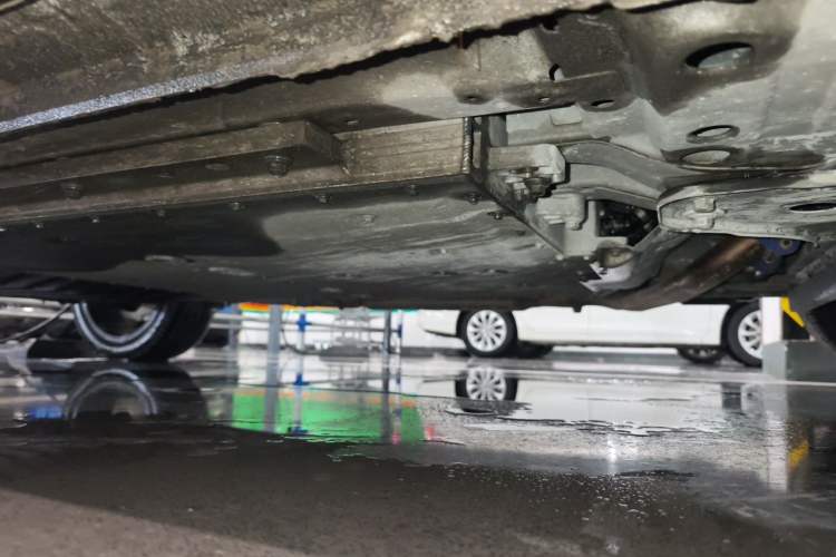 Used Geely Galaxy L7 2023 1.5T 115 km Starship Chassis Front Right