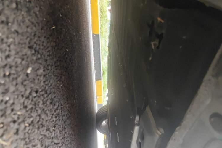Used Geely Galaxy L7 2023 1.5T 115 km Starship Chassis Rear Right
