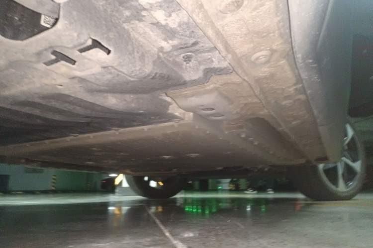Used Geely Galaxy L7 2023 1.5T 115 km Starship Chassis Rear Right