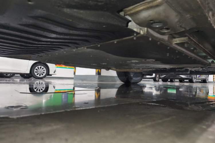 Used Geely Galaxy L7 2023 1.5T 115 km Starship Chassis Rear Right