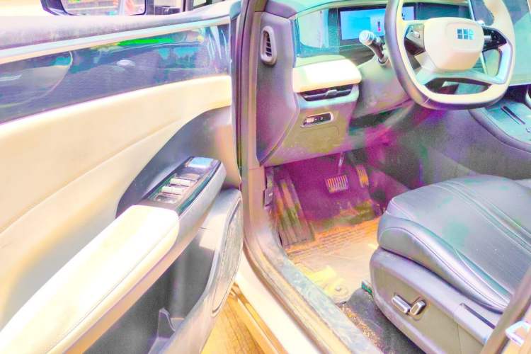 Used Geely Galaxy L7 2023 1.5T 115 km MAX Driver Seat
