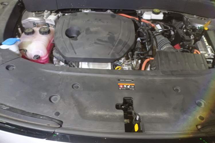 Used Geely Galaxy L7 2023 1.5T 115 km Starship Engine Bay