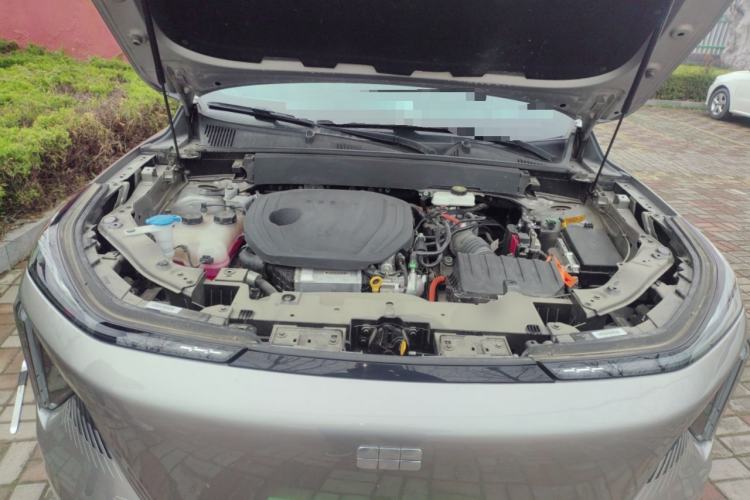 Used Geely Galaxy L7 2023 1.5T 115 km MAX Engine Bay