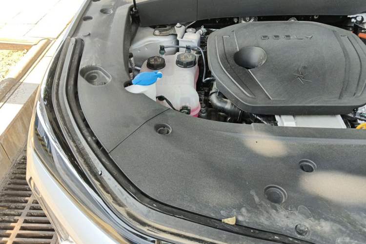 Used Geely Galaxy L7 2023 1.5T 115 km PLUS Engine Bay Right