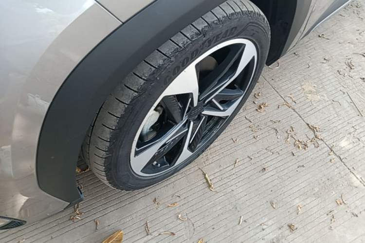 Used Geely Galaxy L7 2023 1.5T 115 km Starship Exterior 4
