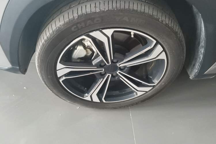 Used Geely Galaxy L7 2023 1.5T 115 km PLUS Exterior 4
