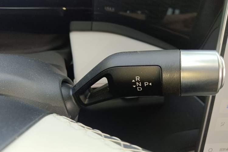 Used Geely Galaxy L7 2023 1.5T 115 km PLUS Gear Lever