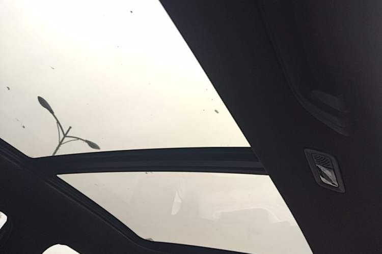 Used Geely Galaxy L7 2023 1.5T 115 km Starship Headliner