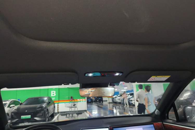 Used Geely Galaxy L7 2023 1.5T 115 km Starship Headliner
