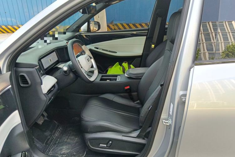 Used Geely Galaxy L7 2023 1.5T 115 km PLUS Left Front Seat