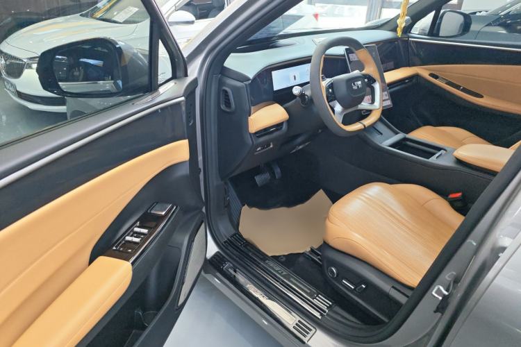 Used Geely Galaxy L7 2023 1.5T 115 km Starship Left Front Seat