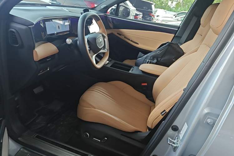 Used Geely Galaxy L7 2023 1.5T 115 km MAX Left Front Seat