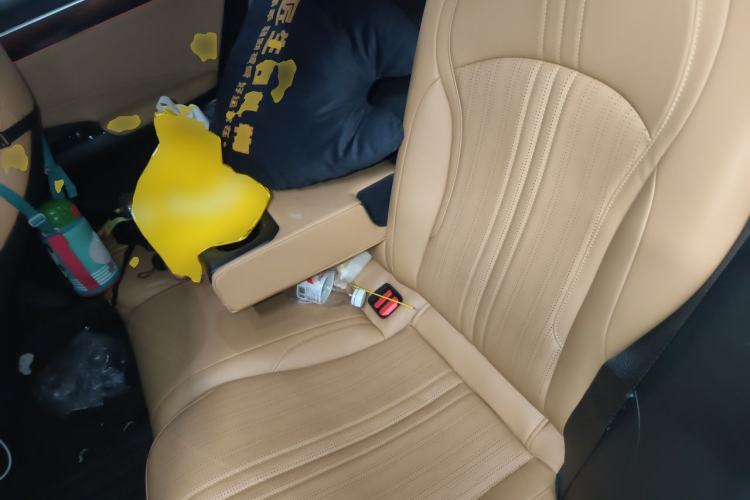Used Geely Galaxy L7 2023 1.5T 115 km Starship Left Rear Seat