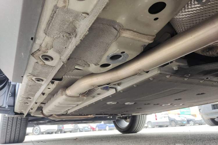 Used Geely Galaxy L7 2023 1.5T 115 km MAX Left Side Sill