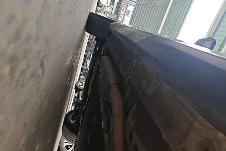 Used Geely Galaxy L7 2023 1.5T 115 km MAX Left Side Sill