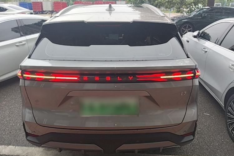 Used Geely Galaxy L7 2023 1.5T 115 km Starship Rear