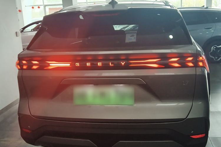 Used Geely Galaxy L7 2023 1.5T 115 km PLUS Rear